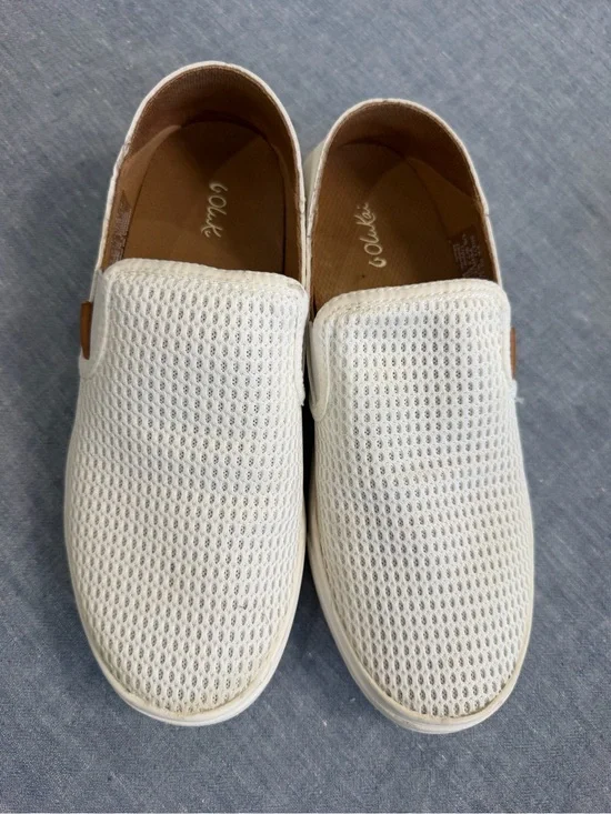 OluKai Women’s Breathable Mesh Slip-On Sneakers in Off-White W7.5