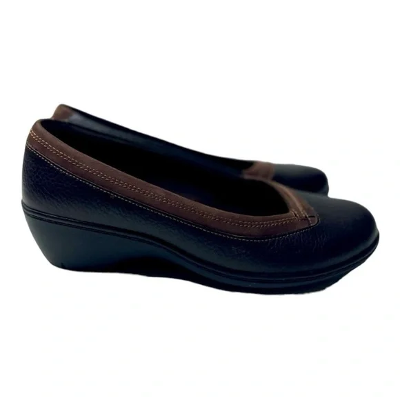 Clark’s Bendables Women’s Leather Wedge Slip On Shoes