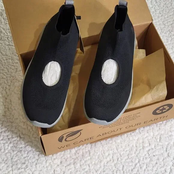 NEW in Box Spenko Sneaker Ortho  Peek-A-Boo  Black  size 7.5