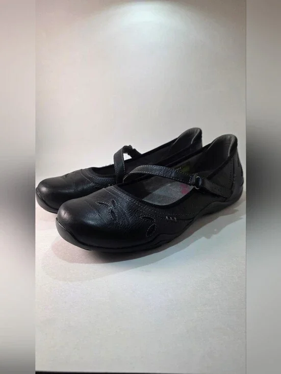 Ahnu Gracie Pro Black Leather Mary Janes Sneakers Flats Granola Girl Womens 9.5