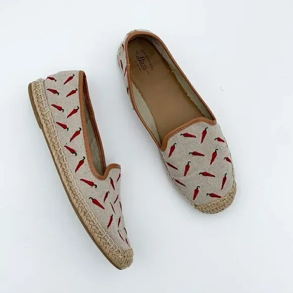 GH Bass Co chili pepper embroidered slip on espadrilles flats size 8.5