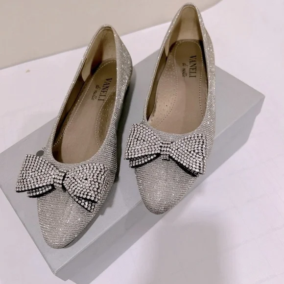 Vanelli Gabie flats