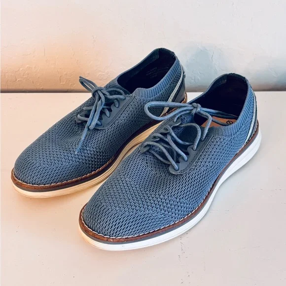Cole Haan OriginalGrand Meridian Oxford sneakers in a Navy, Sz 5.5 Style W26499