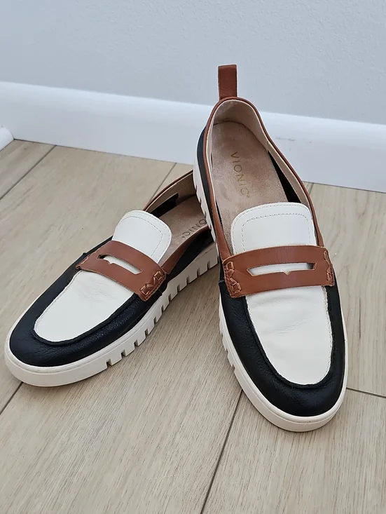 Vionic Uptown Women's Tri-Tone Leather Slip-On Loafers Black/White/Brown Size 11