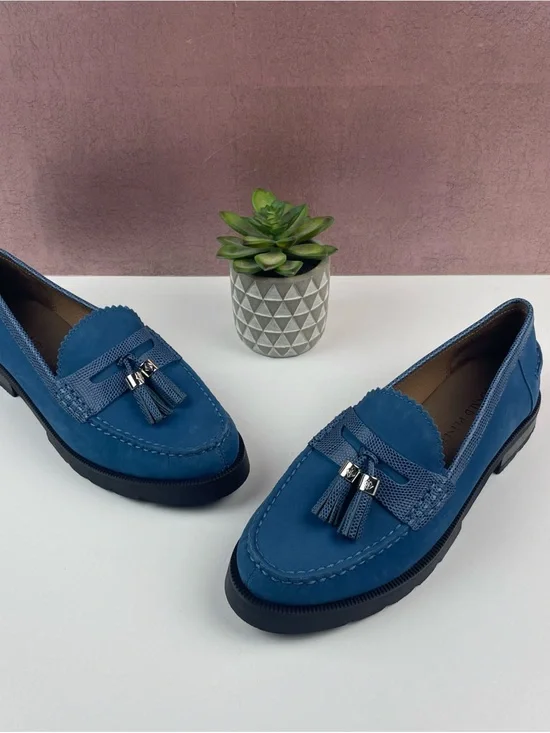 Donald Pliner Lenny Blue Leather Lined Loafer Shoes Tassel Women Size 8.5M