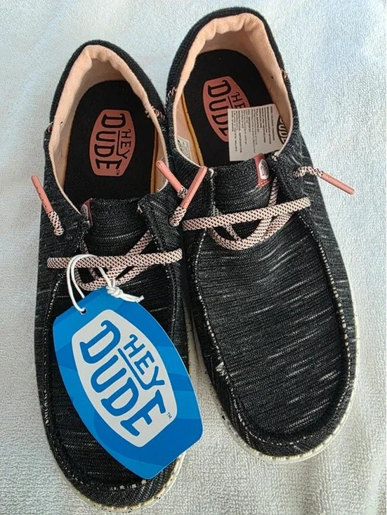 Hey Dude Wendy Funk Jersey women’s shoes in black, size US 8