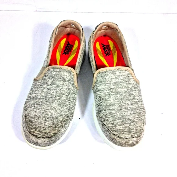 Skechers Women's Casual GogaMax Go Step Lite Walking Shoes Size 9.5