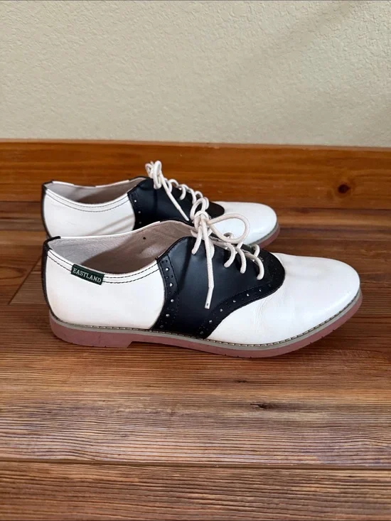 Eastland Two-Tone White and Black Saddle Oxfords