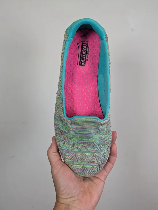 Skechers GOwalk Slip-On Knit Shoe in Mint/Pink, Size 8