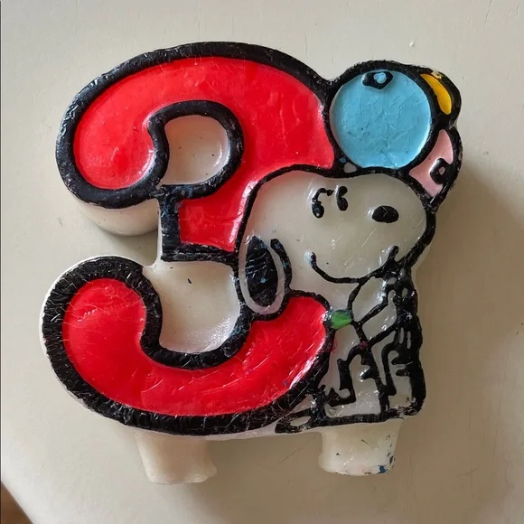 Snoopy, Vintage Red Number 3 birthday Candle. 1989’s