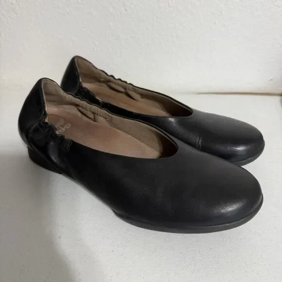 Dansko Kira Flats Size 37EU 6.5 Black  Leather Ballet Shoes Slip On Comfort