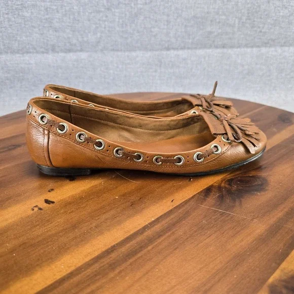 Dani Black for Ed-Io Brown Leather Kiltie Grommet Ballet Flats 7W Italy Vibram