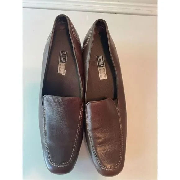Munro Brown Shoes (SZ 8.5)