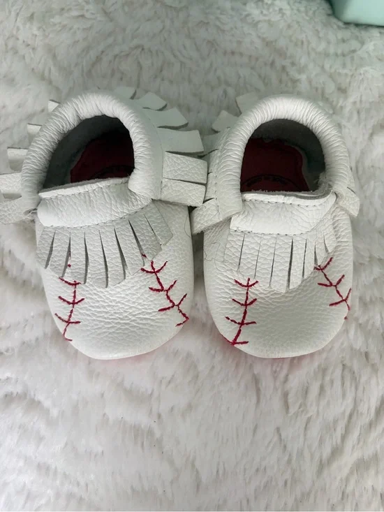 Home Run Baseball BirdRock Baby Leather Fringe Baby Moccasins Sz 3 Slip on cute