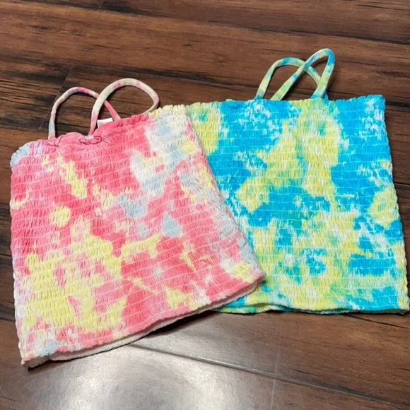 Justice tie dye spaghetti strap‎ top size 6/7 adjustable straps