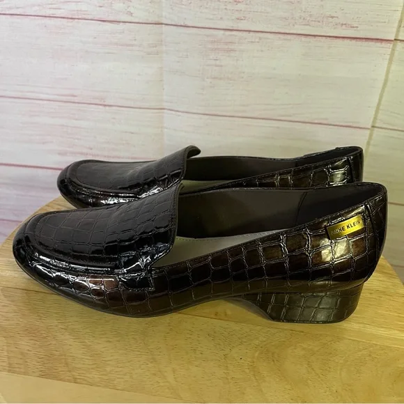 Ann Klein iflex Kamden Brown Croc Print‎ Flat Loafers Size 7.5