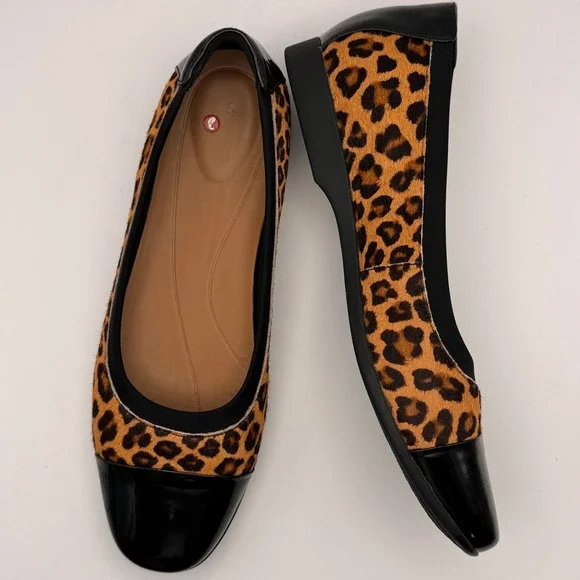 Clarks Leopard Print Cap Toe Ballet Flats Women‎ Size 9.5 M Black Patent