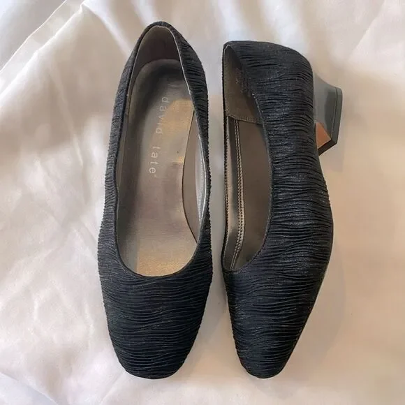 DAVID TATE BLACK PLEATED FABRIC SHOES.   NEW