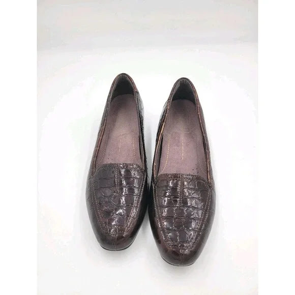Clarks Women's Alligator Print Loafer Slip On‎ Patent Leather Shoes Size 8.5M