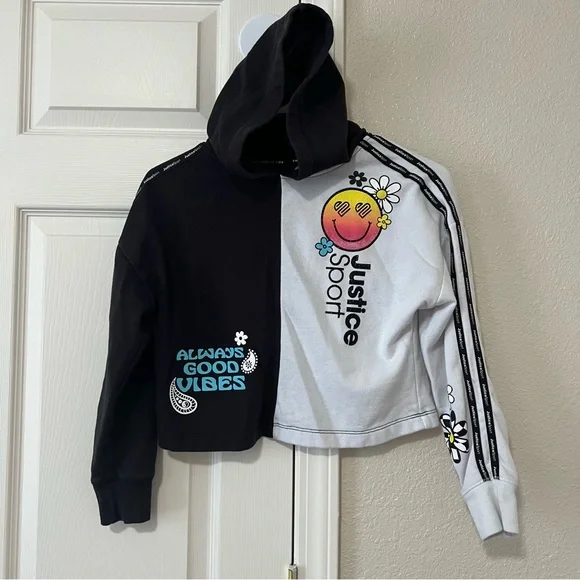 Justice Black and White Kids Cropped Hoodie Medium (10)