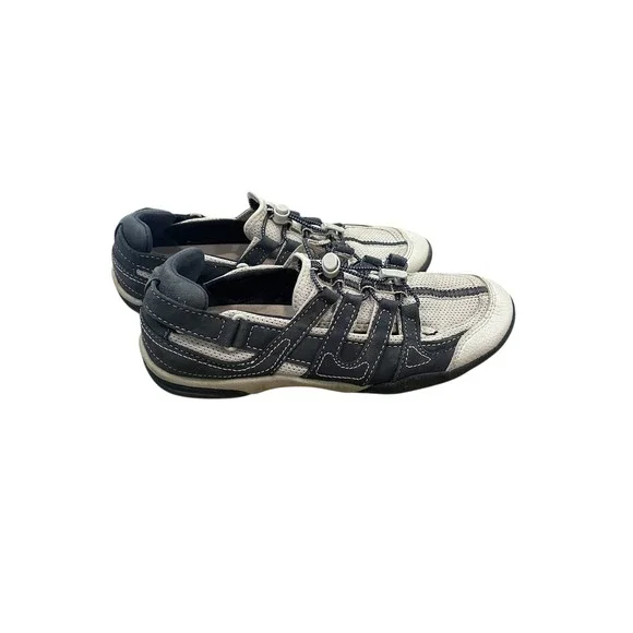 Clarks Breathable Slip On Comfort Loafers Casual Shoes Women's‎ Size 8