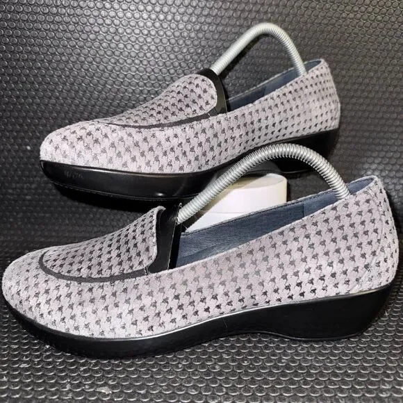 Dansko Debra Gray Black Houndstooth Loafer Slip On Shoe Womens Size 11-11.5 (41)