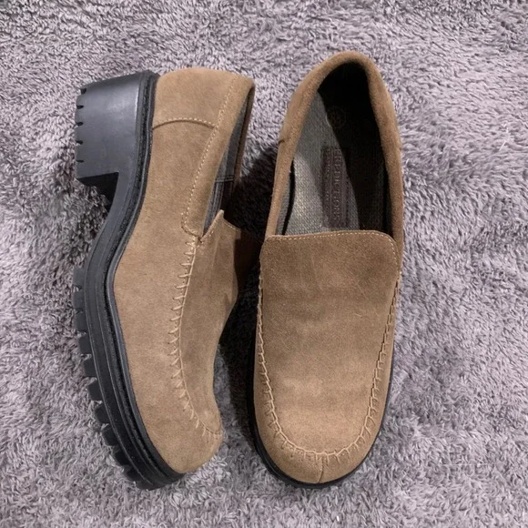 Predictions Leather Collection Tan Suede Lug Sole Loafers Chunky‎ 8.5 Womens