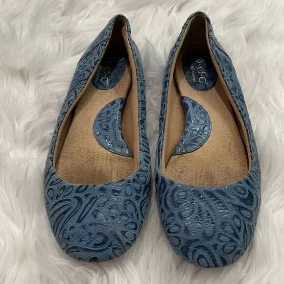 b.o.c Blue Batik Tooled Leather Flats Sz 7.5