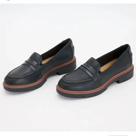 CLARKS Black Westlynn  Loafer-6W