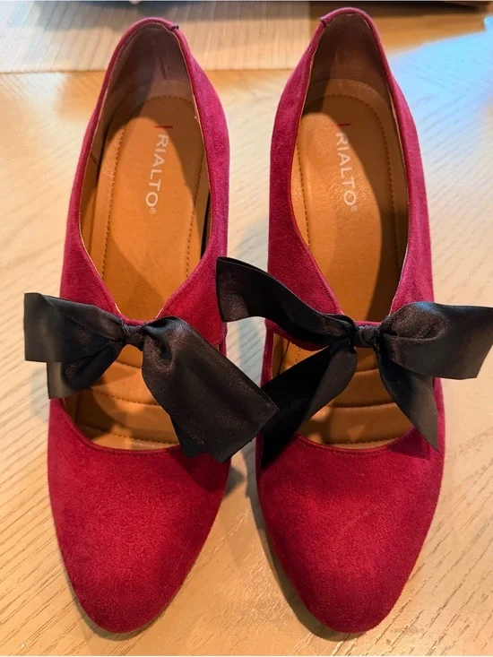 Rialto Burgundy Suede Pumps with Black Satin Bow