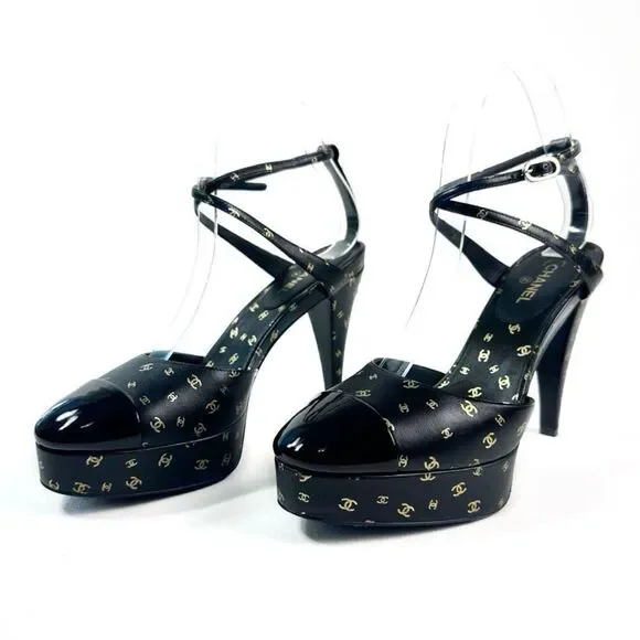 CHANEL 2023 All Over Interlocking CC Logo Black Heels Size 38 Platform Cap Toe