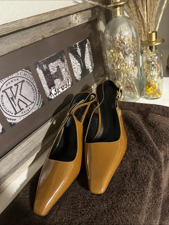 Cognac Pointed Slingback Pumps