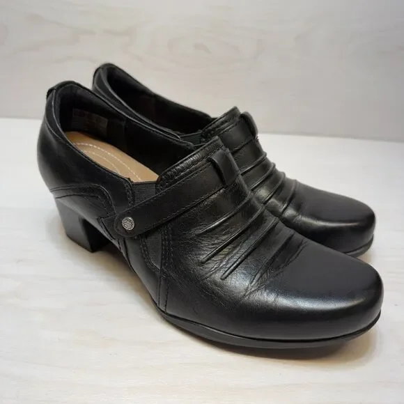 Clarks Rosalyn Nicole Heel Loafers‎ Women's Size 8 Black Leather Comfort Strap