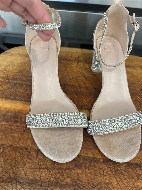 💎 DB Studio Silver Rhinestone Ankle Strap Block Heels Size 10 👡