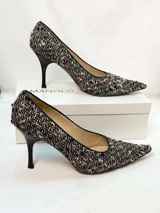 Manolo Blahnik Tweed Pointed Toe Pumps Multicolor Boucle Heels Size 39