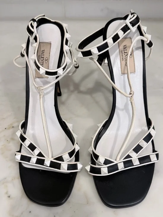 Valentino Rockstud Accents Leather T-Strap Sandals