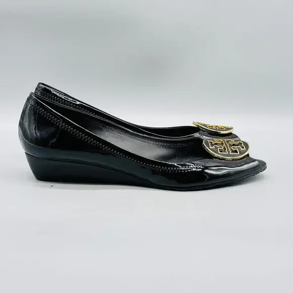 Tory Burch Shoes Womens 8 Black Patent Wedge Heel Pumps Peep Toe Logo Flats