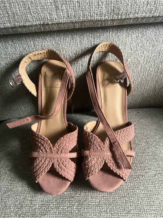 Kaari Blue Mauve Woven Slingback Heels
