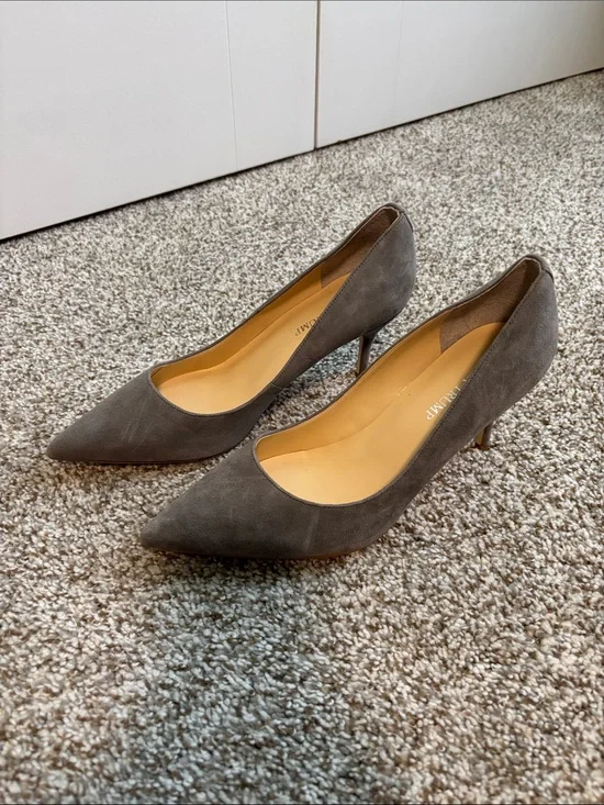 OFFERS OPEN! Women’s 7.5 heels Ivanka Trump Gray Suede Pointed-Toe Kitten Heels
