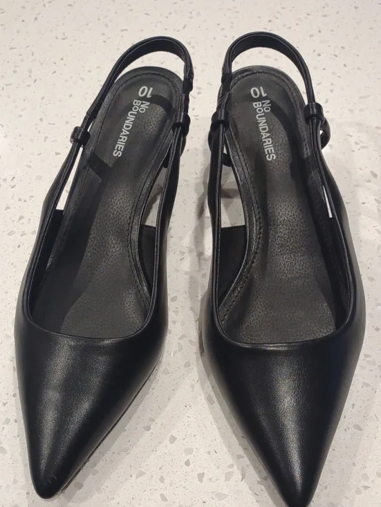 No Boundaries Black Pointed Slingback Heels Women’s Size 10