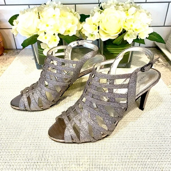 NIB Marc Fisher sparkly heels size 6.5