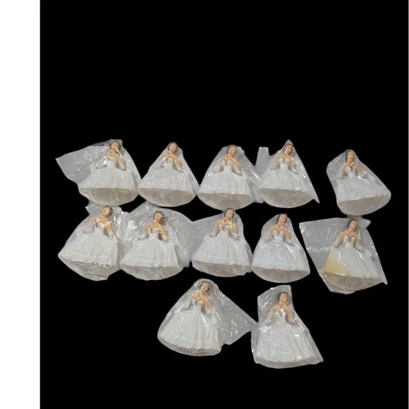 Lot of 12‎ Vintage Style Bride Debutante Cake Topper Figurines White Gold 2.5 in