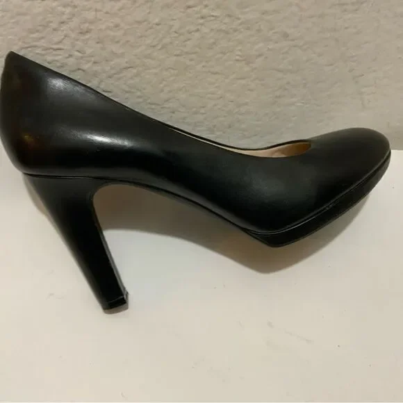 Rockport Women's black heels shoes  Pump Size 9 Vietnam