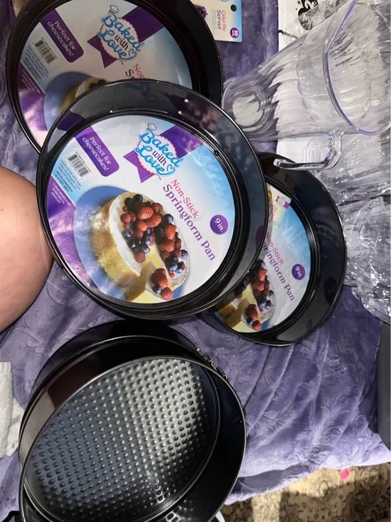 Non-Stick Springform Pan Set in Black