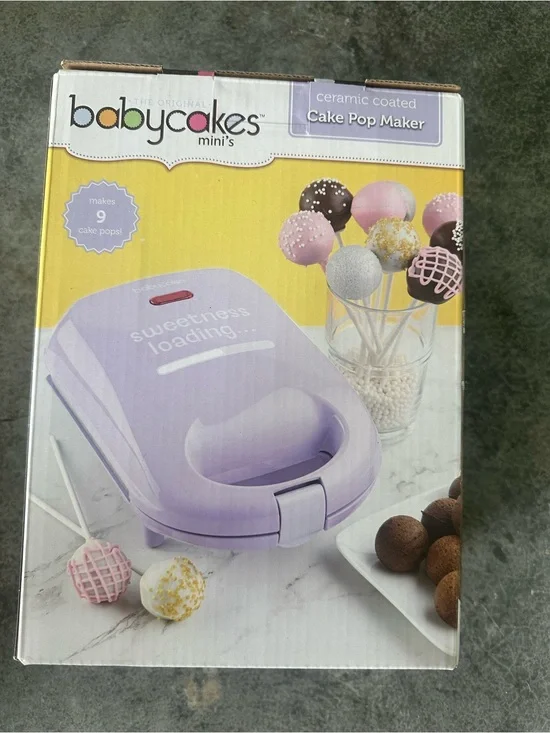 Babycakes mini- Purple Cake Pop Maker