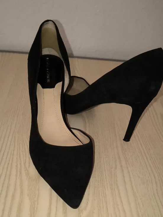 Marc Fisher Black Suede D’Orsay Pointed Toe Pumps Heels Formal Sheek Sz 8