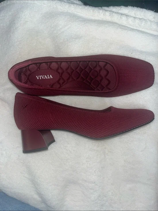 Women's Burgundy Mid-Heel Ballet Pump