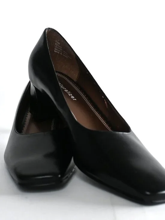 Naturalizer 835N03 Women Black Leather Block Heel Shoe Size 7.5 M Square Toe