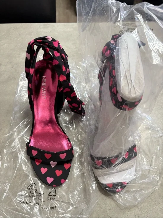 Nine West Black Sandals with Pink Heart Accents