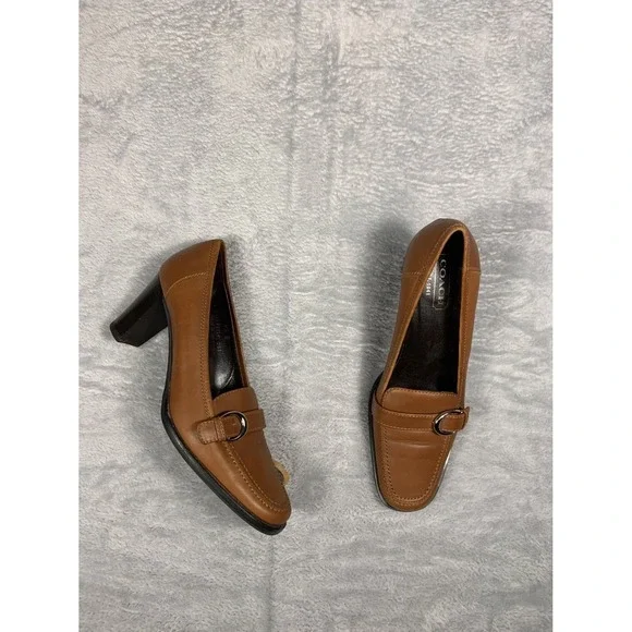 Coach Keely Women's Tan Leather Heeled‎ Loafers Shoes P410 603 Size 6.5 B Used